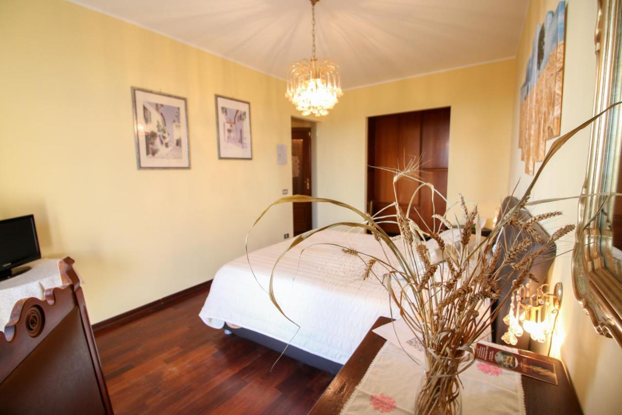 Spighe Paglia E Girasole Bed & Breakfast Candia Canavese Bagian luar foto
