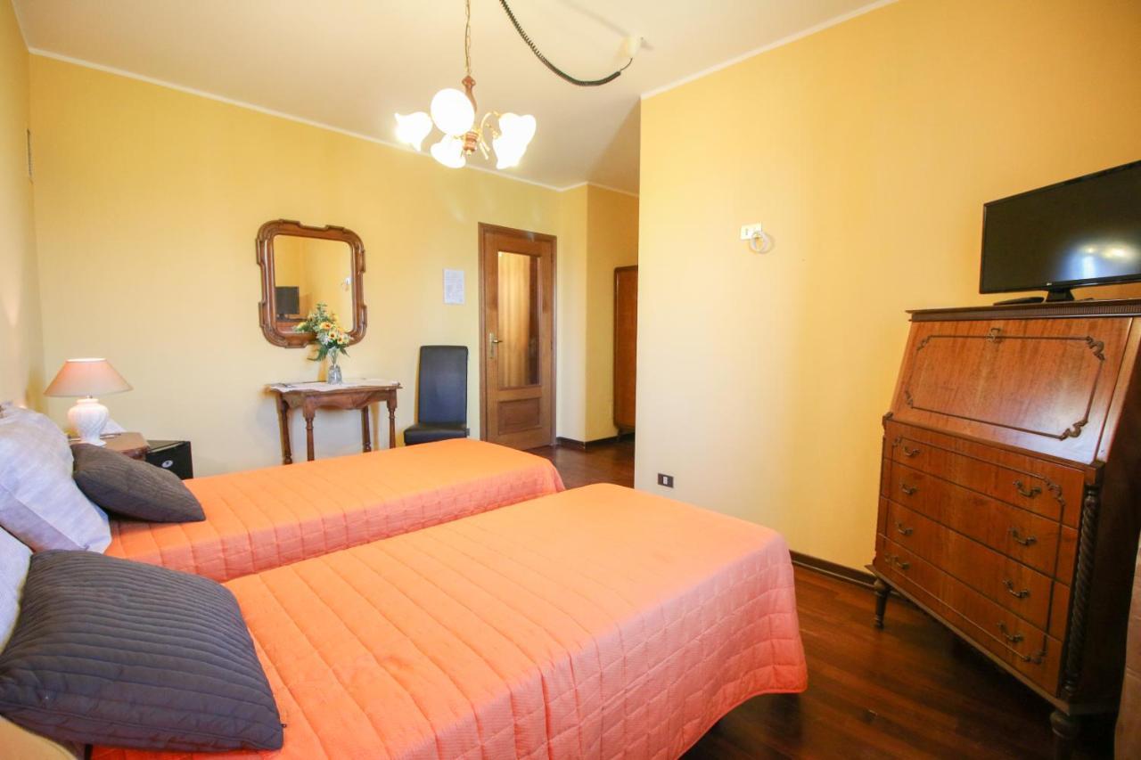 Spighe Paglia E Girasole Bed & Breakfast Candia Canavese Bagian luar foto